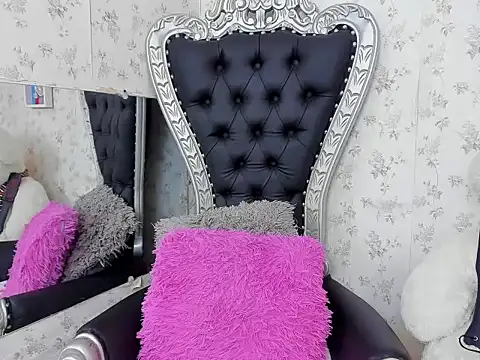 milf bigass  online show from December 17, 1:37 pm