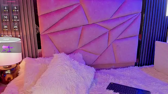 Alisse Miller online show from October 5, 4:17 am