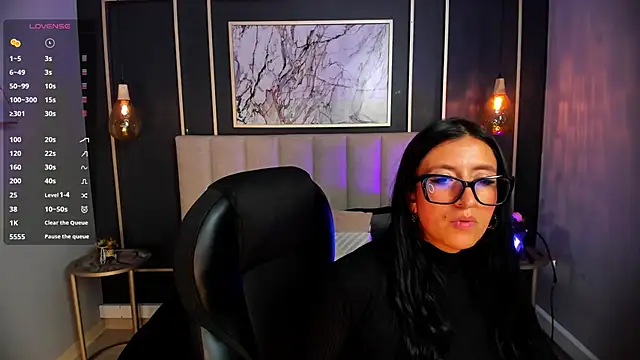 kira moon   online show from September 15, 9:44 pm