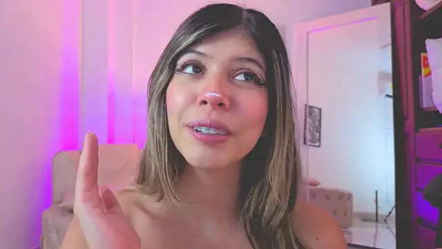 NATAASHA    online show from November 7, 3:45 am