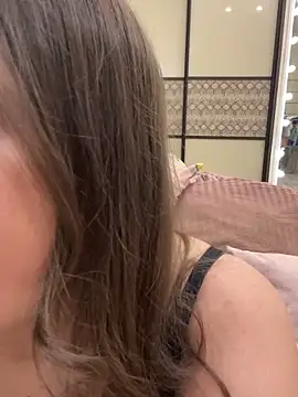 AnnaBri online show from November 4, 1:54 am