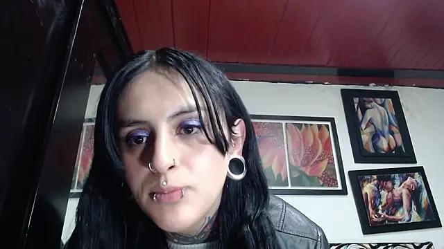 emma onassis 17 online show from January 17, 4:31 am