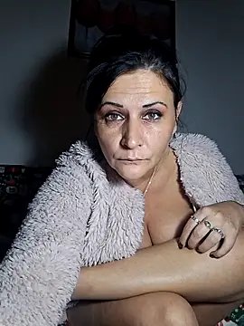 anaaamariaaaa online show from November 17, 6:52 pm