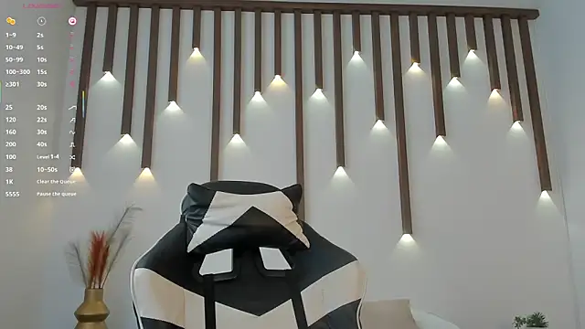 megan cooper28 online show from January 5, 7:06 pm