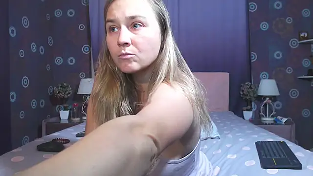 SquirtyAlice online show from November 22, 7:27 pm