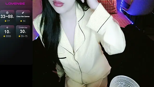  Viviann  online show from October 16, 3:25 pm