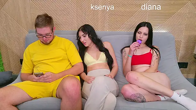 Ksenny online show from October 4, 3:16 pm