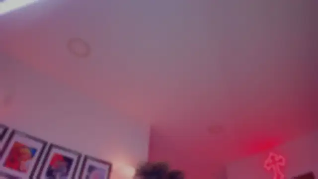 Taylor  foxxx online show from February 11, 6:04 am