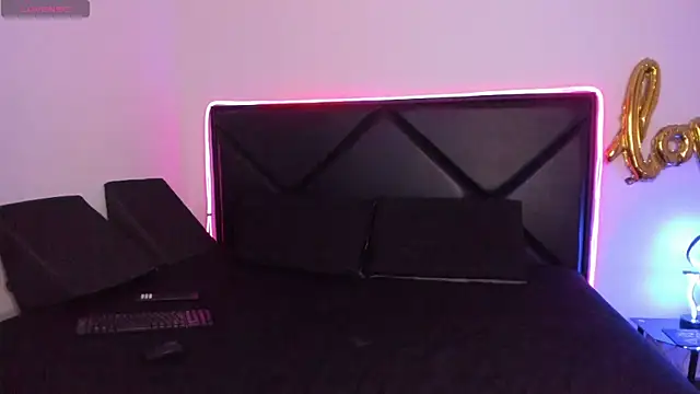 ScarlettAndClark online show from February 28, 5:40 am