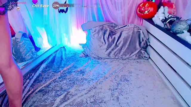 Snapshot of Lion_______ chatting on October 24, 1:56 am Lion online show from October 24, 1:56 am
