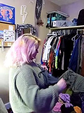 SweetCrazyKay online show from February 22, 8:43 pm