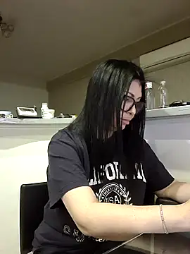 Milf Abigail online show from December 2, 3:19 am