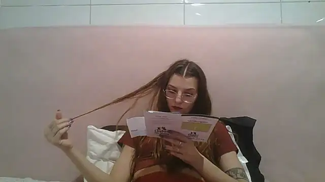 SweetyBabyDemon online show from September 30, 8:57 pm