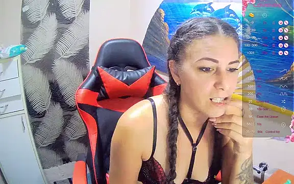 Snapshot of Catbaby32 chatting on September 20, 8:51 pm Catbaby32 online show from September 20, 8:51 pm