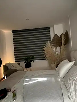 Snapshot of Brunettexio chatting on September 25, 11:46 pm Brunettexio online show from September 25, 11:46 pm