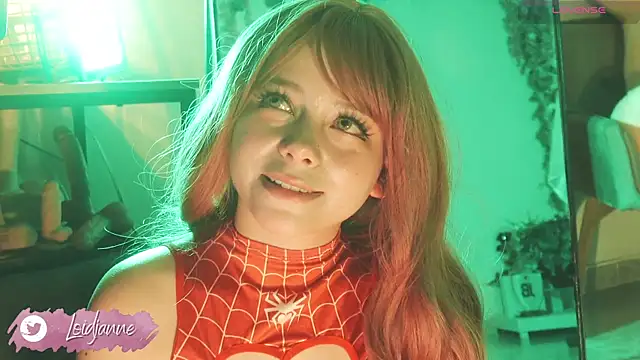 loIijanne online show from September 10, 3:39 am