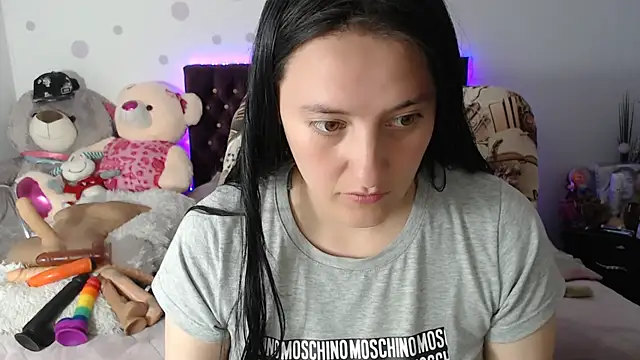 Lorenahot 06 online show from September 16, 4:15 pm