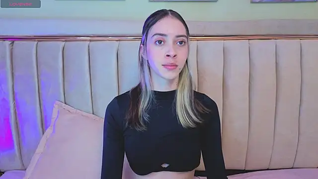 sophiia grey 1 online show from November 6, 8:48 pm