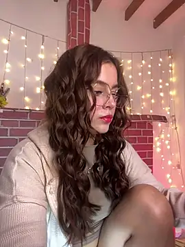 Juanelopez1 online show from February 2, 12:09 am