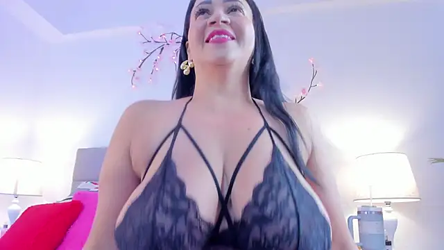 sophie-newton online show from September 29, 12:43 pm