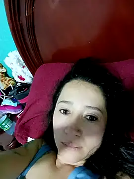 emilypoppy3 online show from October 24, 7:10 pm