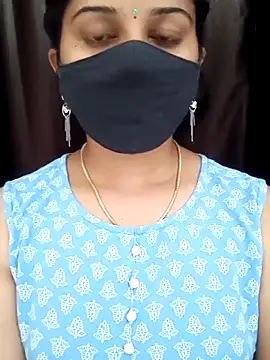 Angleannie online show from November 17, 8:15 am