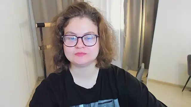 Sashy Way online show from September 18, 9:24 pm