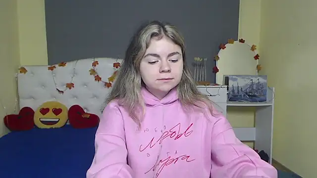 TinaRedly online show from November 14, 6:57 am