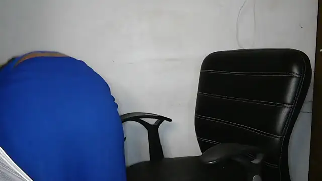 Suzie darling online show from September 27, 2:02 pm