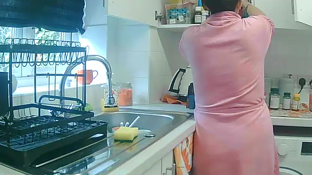 magical mia online show from October 7, 9:03 am