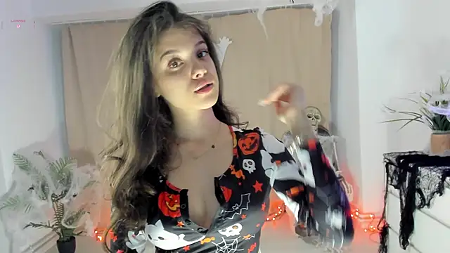 BabyAylin online show from October 28, 5:24 am