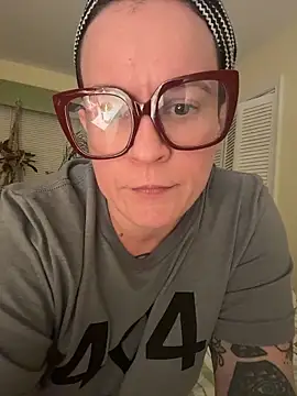 quinnmariexo online show from November 27, 1:30 am