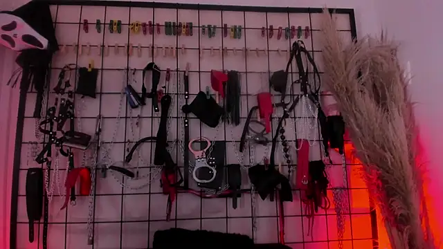 charrlotte quinn online show from December 5, 3:24 pm