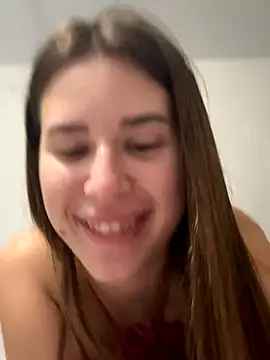 Snapshot of Milkissss chatting on October 23, 7:31 pm Milkissss online show from October 23, 7:31 pm
