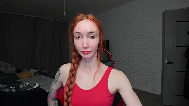 Roxy Silver online show from December 4, 7:58 pm