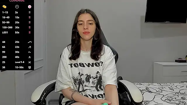 broosnica1 online show from September 14, 9:07 am