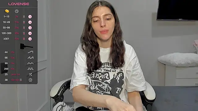 broosnica1 online show from February 23, 8:47 am