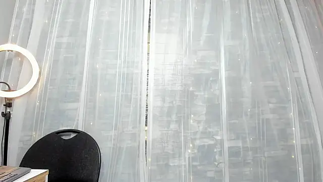 KatieGomez online show from January 17, 7:54 pm