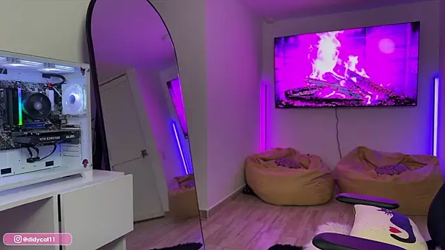 MarianaBranzz online show from February 28, 6:13 am