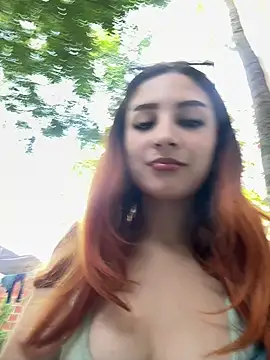 Mon Cherry online show from December 14, 1:39 pm