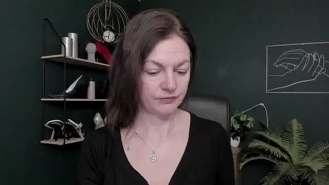 VivianWILD online show from February 18, 9:41 am