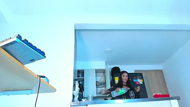 Snapshot of valeng_doll chatting on October 2, 4:39 am valeng doll online show from October 2, 4:39 am