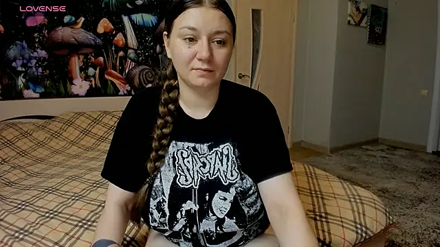 Snapshot of AlisaBacker chatting on September 23, 1:09 pm AlisaBacker online show from September 23, 1:09 pm