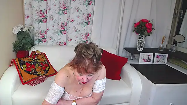 YourHotGranny online show from January 16, 12:56 pm