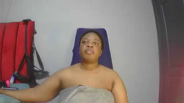 assqueenxx online show from February 2, 4:11 am