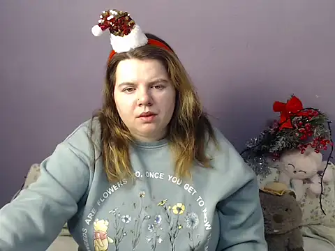 so shy online show from December 14, 7:25 am