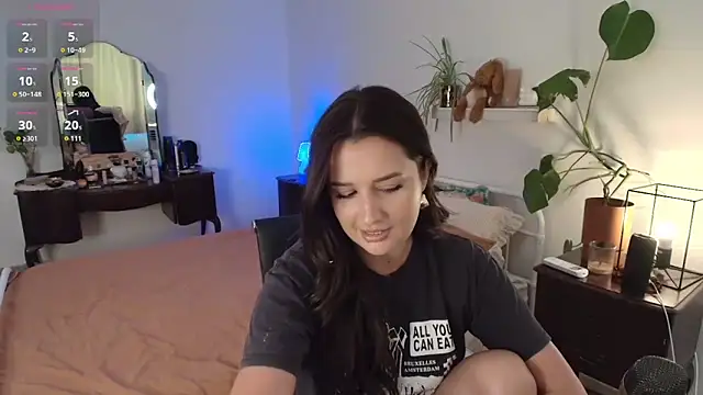 Lenas Room online show from February 6, 8:29 am