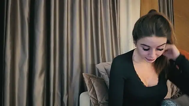 your bunnygirl online show from November 19, 7:36 pm