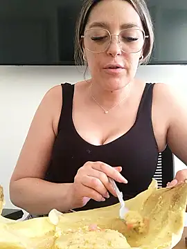 Daniela77771 online show from January 9, 4:44 pm