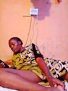 cute naimah online show from December 18, 9:47 am